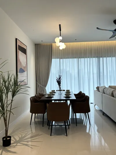 Pavilion Mayfair interior photo of curtain, ceiling, sofa in living