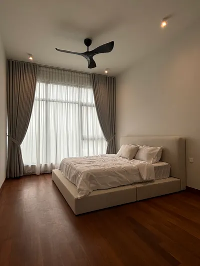 Pavilion Mayfair interior photo of bed frame, curtain, ceiling in master bedroom, bedroom