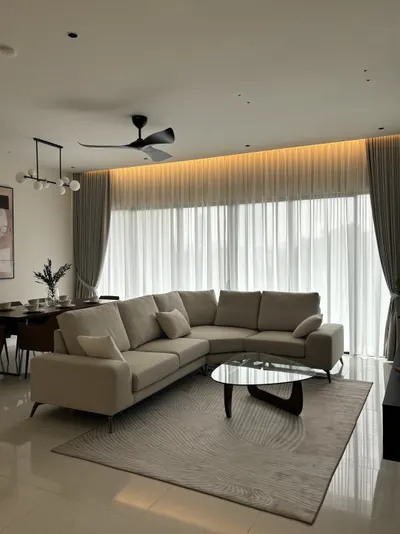 Pavilion Mayfair interior photo of sofa, curtain, ceiling in living